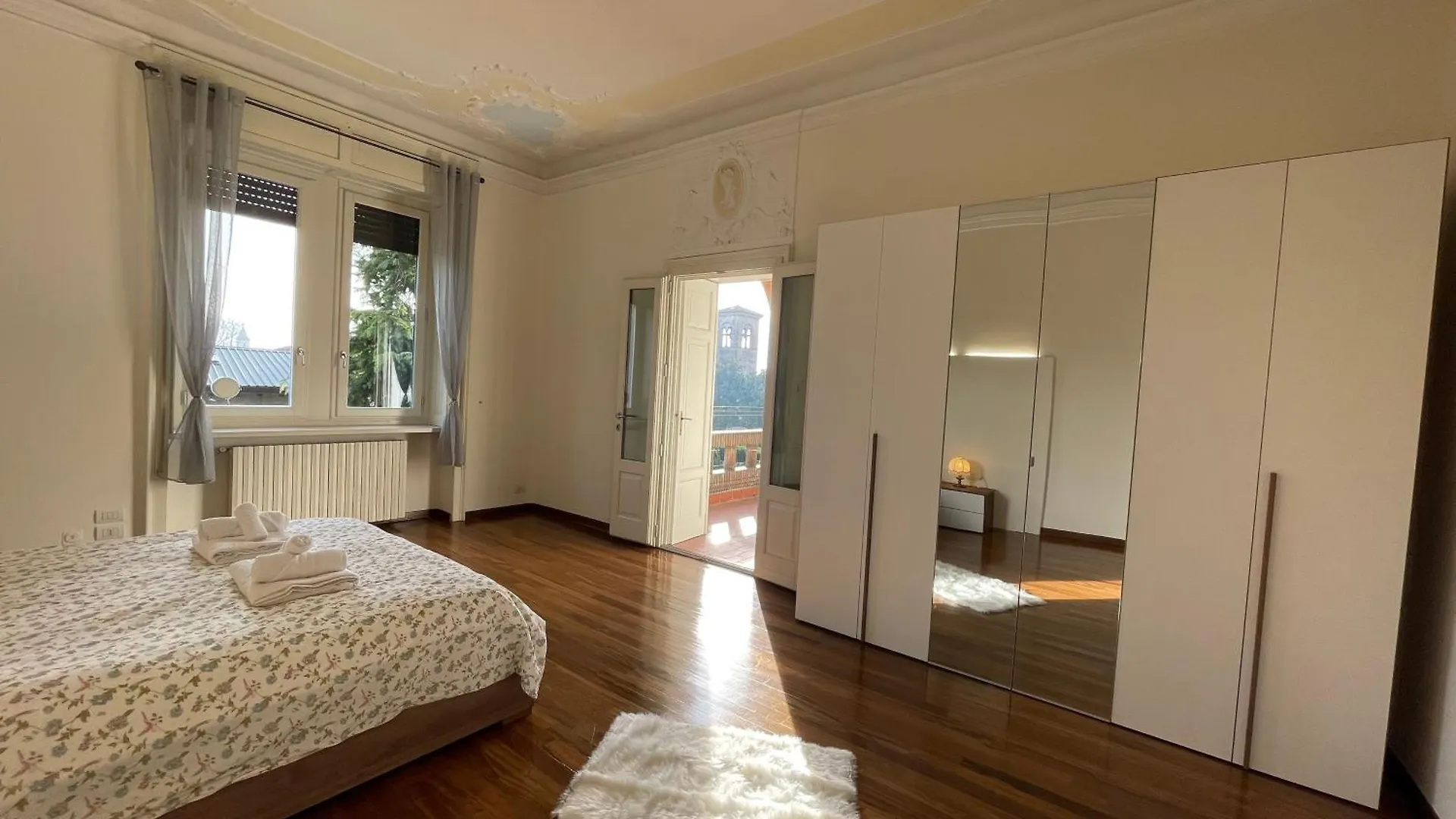 Bg Central Royal Suite Con Parcheggio - Vista Citta Alta Bergamo 0*,